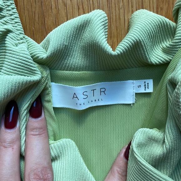 ASTR mint green ruffle top - Picture 3 of 5